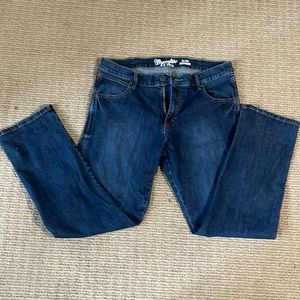 UEC - Wrangler Retro Slim Straight 36 x 32 Jeans